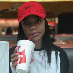 Meet your Posher, Kia